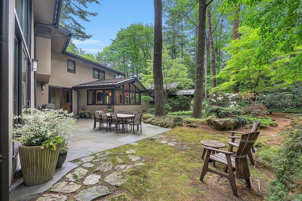 6 Baldwin Circle