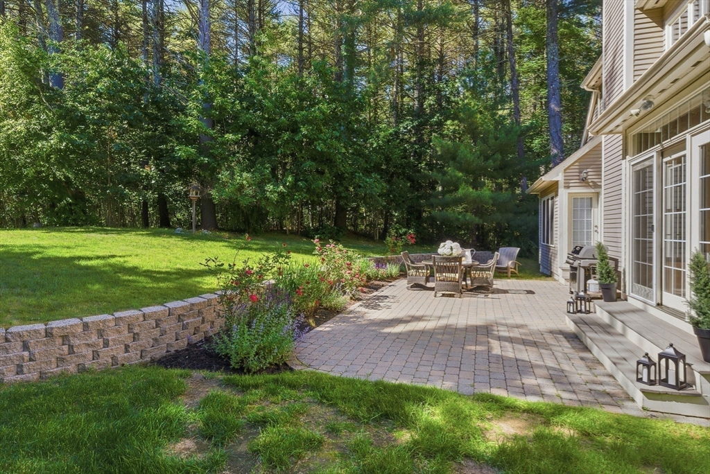 72 Sterling Ln