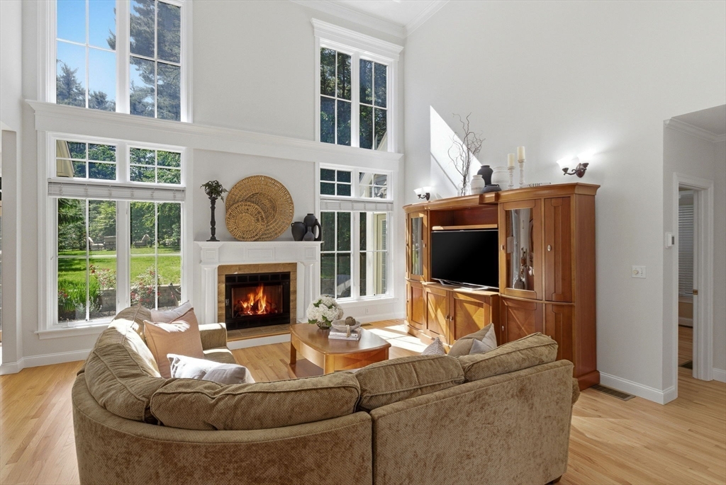 72 Sterling Ln