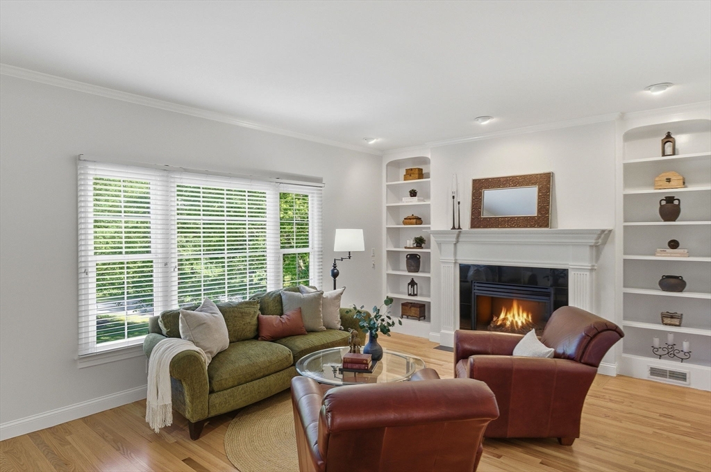 72 Sterling Ln