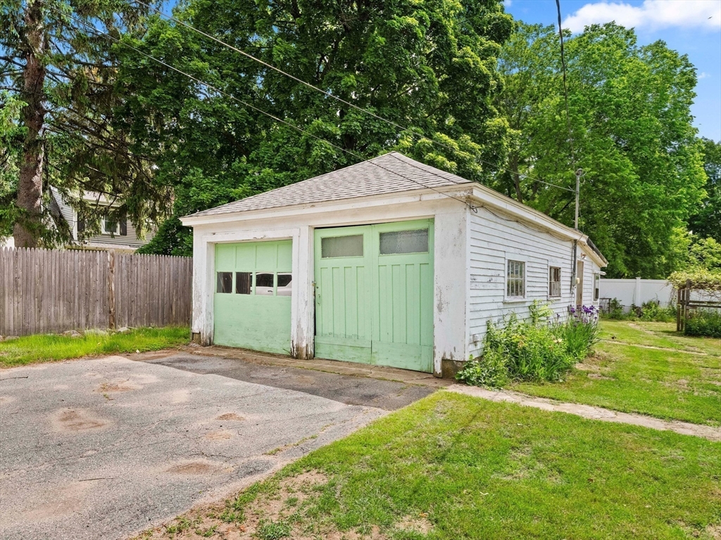 104 Great Rd