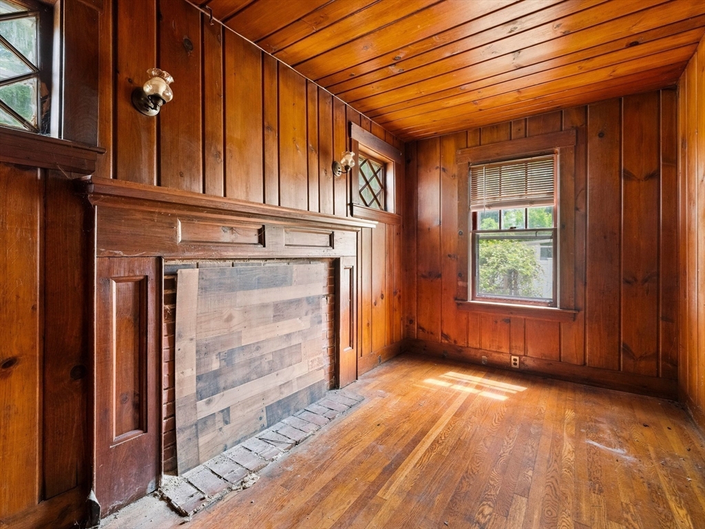 104 Great Rd