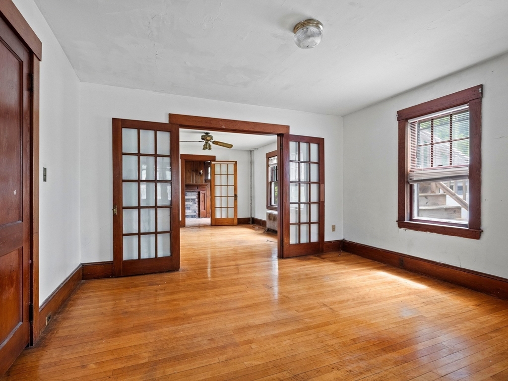 104 Great Rd