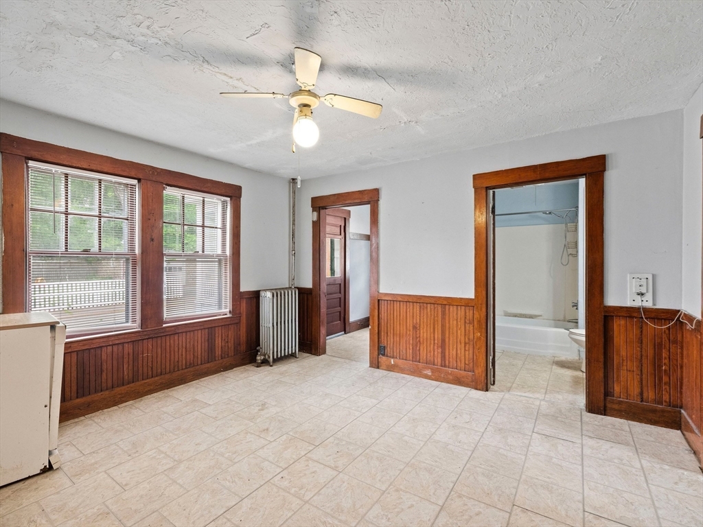 104 Great Rd