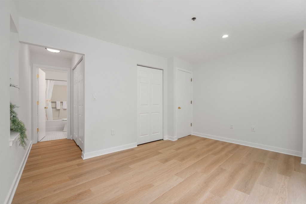 273 Cambridge # 205