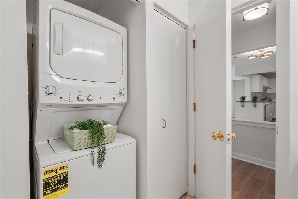 273 Cambridge # 205