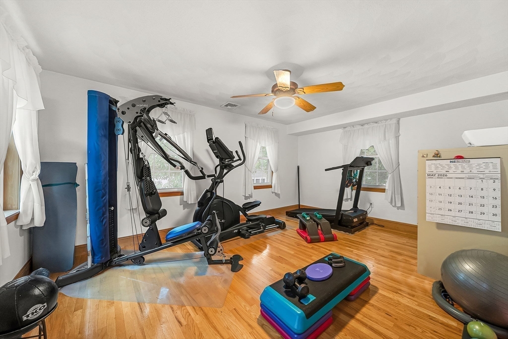 13 Oak St