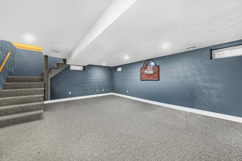 13 Oak St