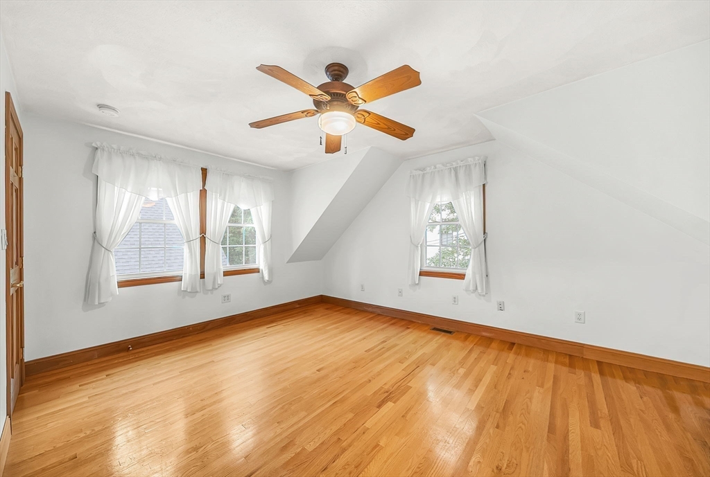 13 Oak St