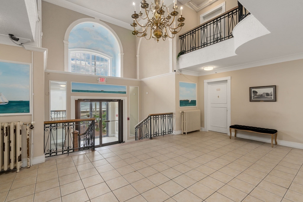285 Lynn Shore Dr Unit: 402