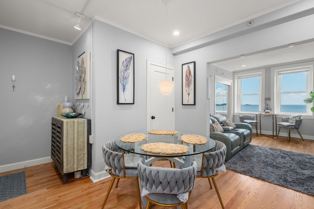 285 Lynn Shore Dr Unit: 402