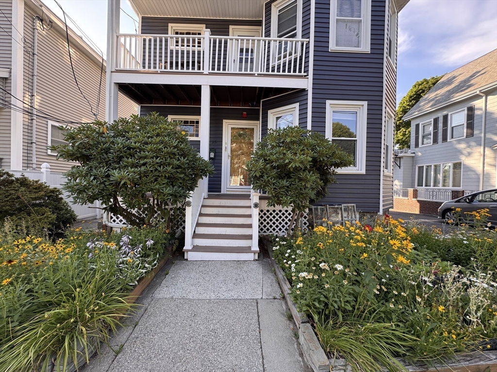 23 Farragut Avenue # 3