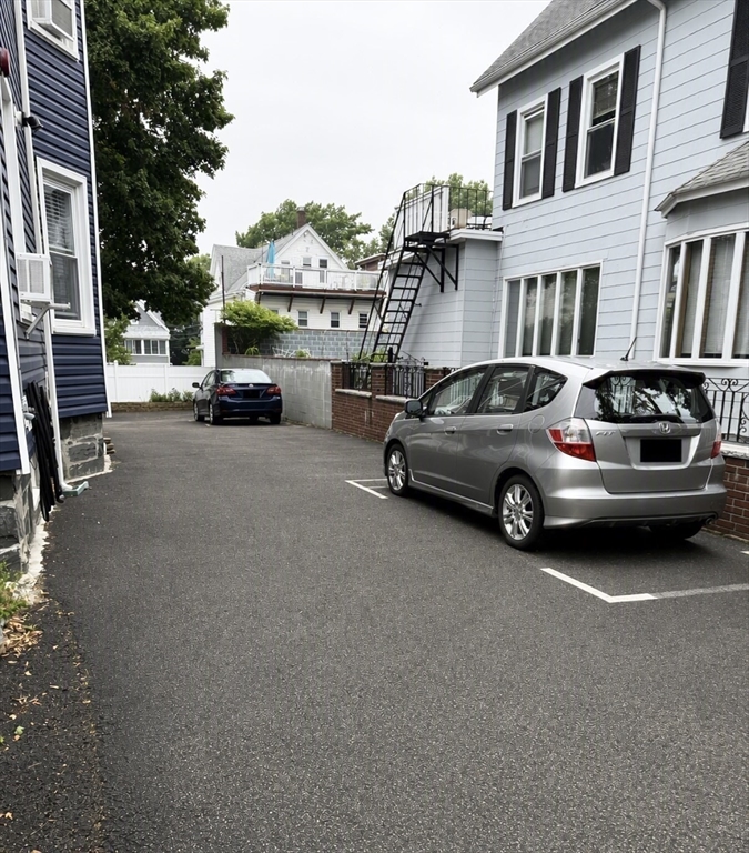 23 Farragut Avenue # 3