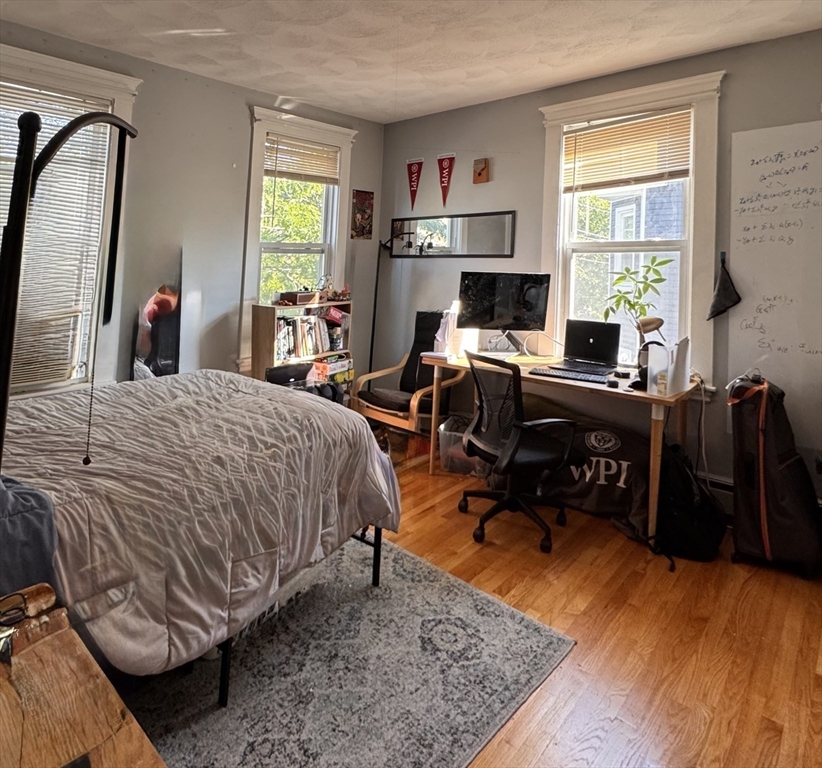 17 Farragut Avenue # 2