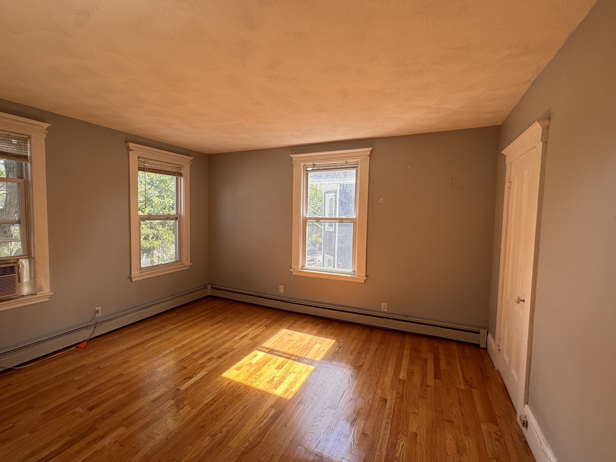 17 Farragut Avenue # 2