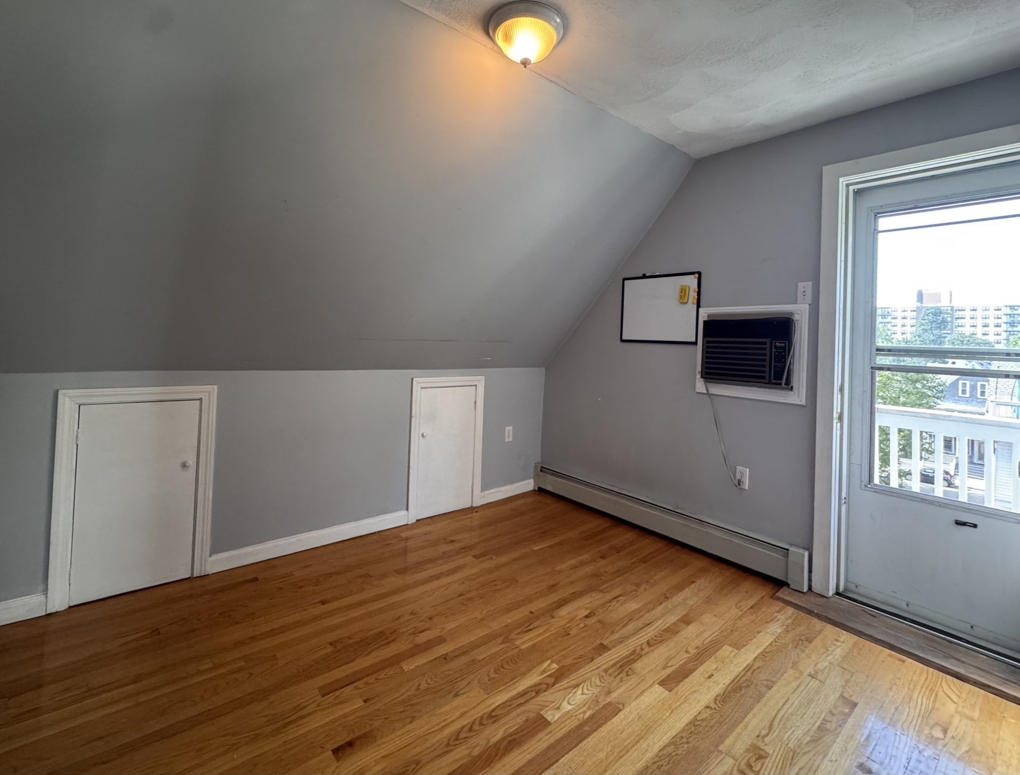 17 Farragut Avenue # 2