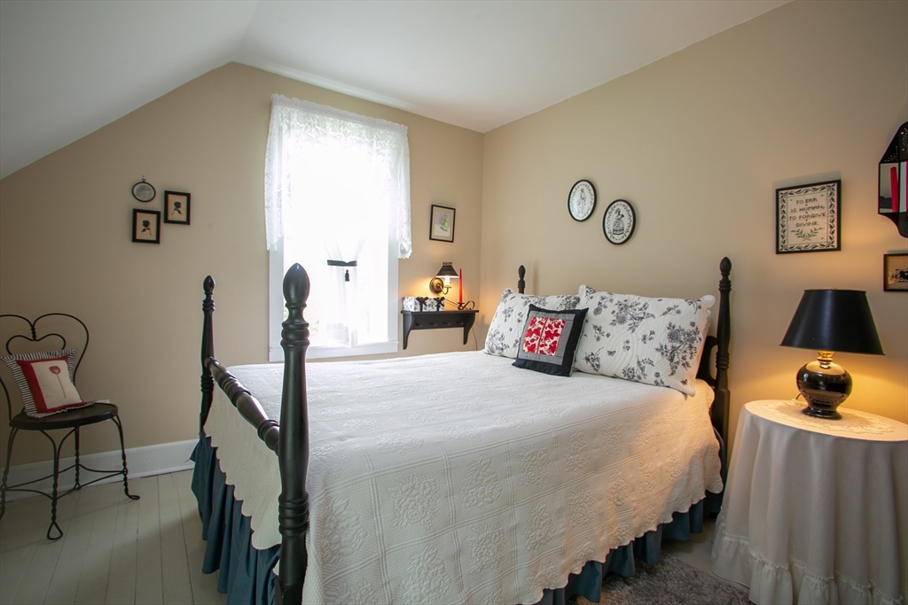 154 Leshure Rd