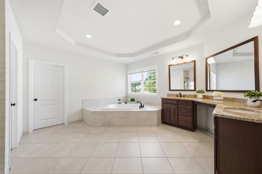 208 Mohawk Path