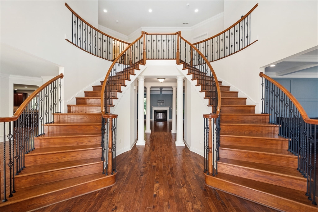 208 Mohawk Path