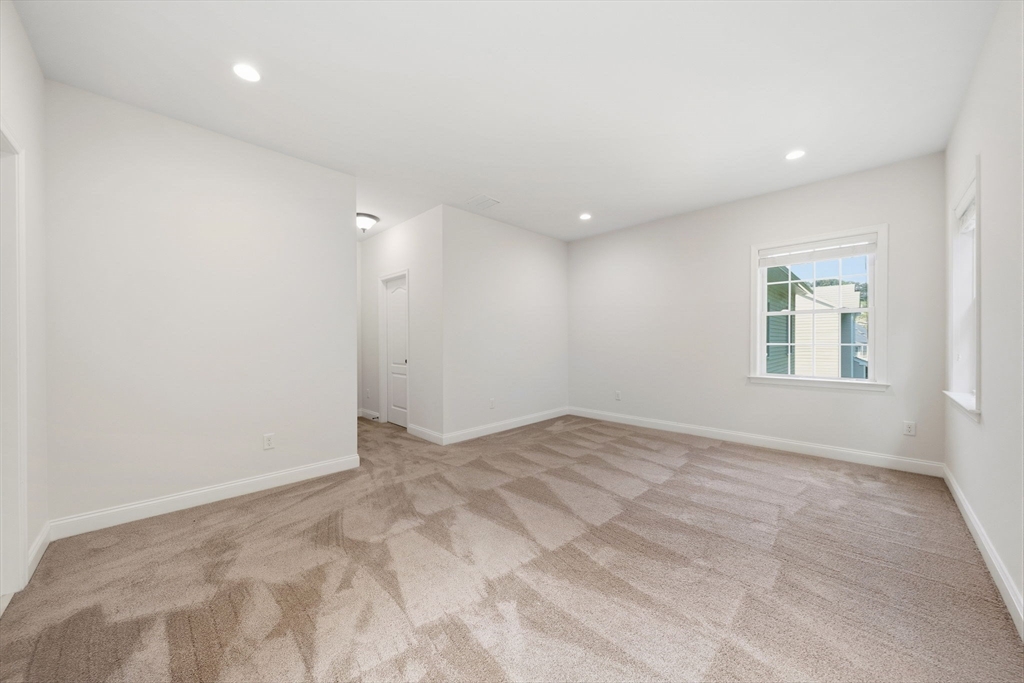 208 Mohawk Path