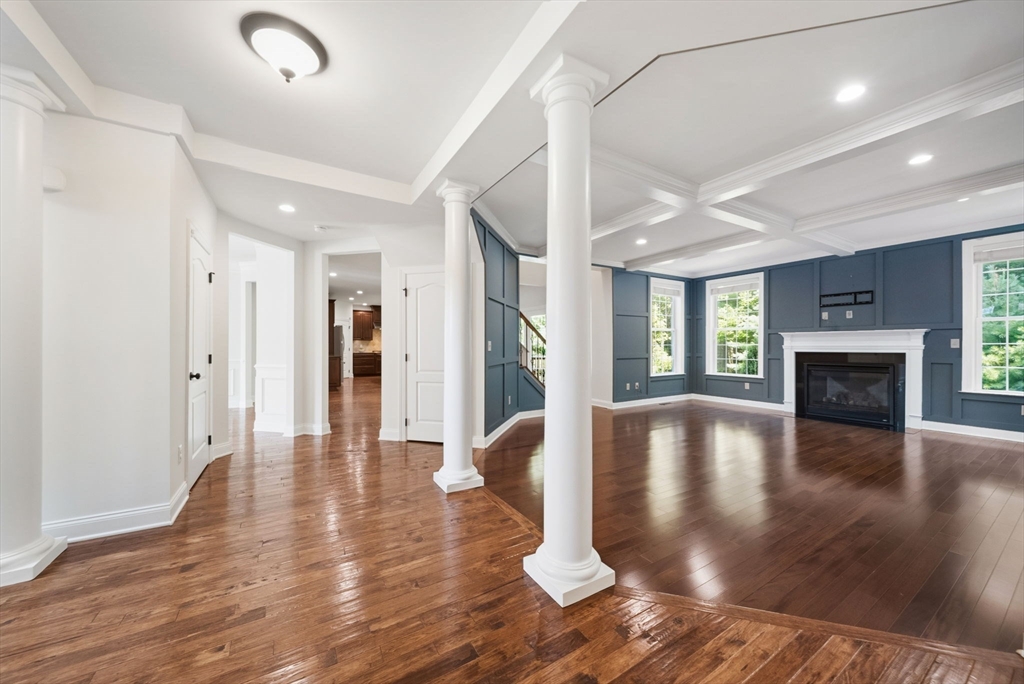 208 Mohawk Path