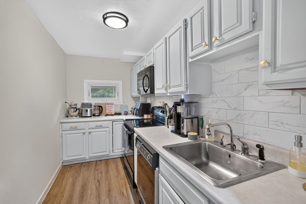 16 Svenson Ave # 1