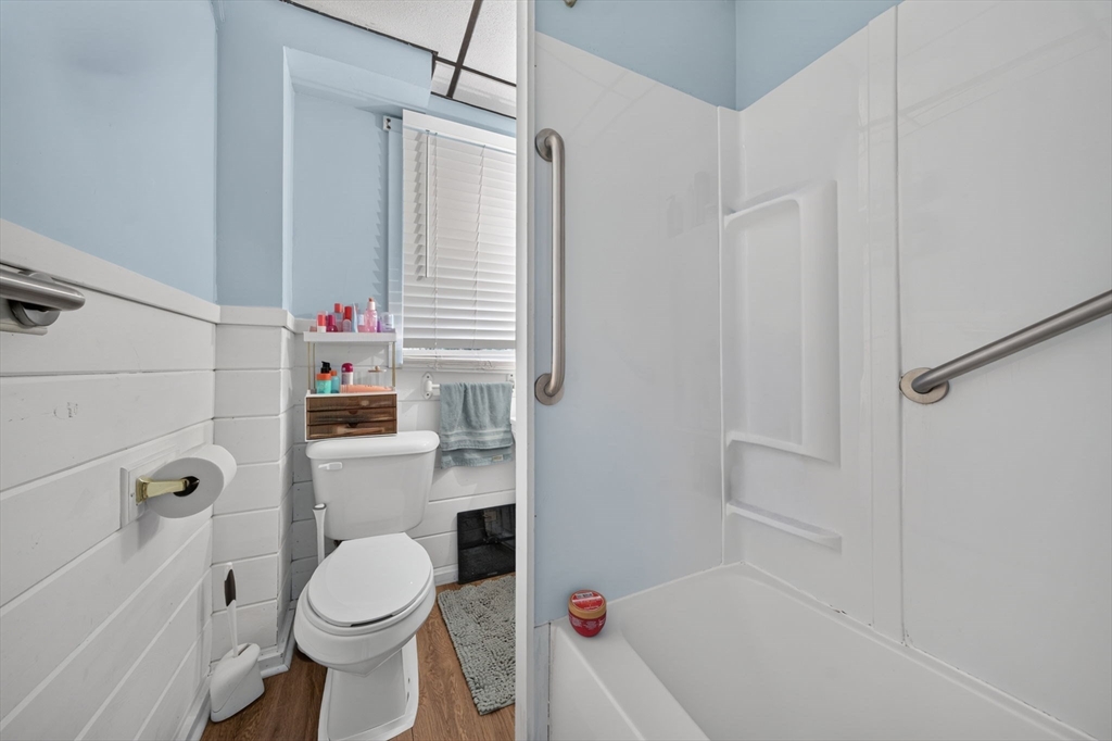 16 Svenson Ave # 1