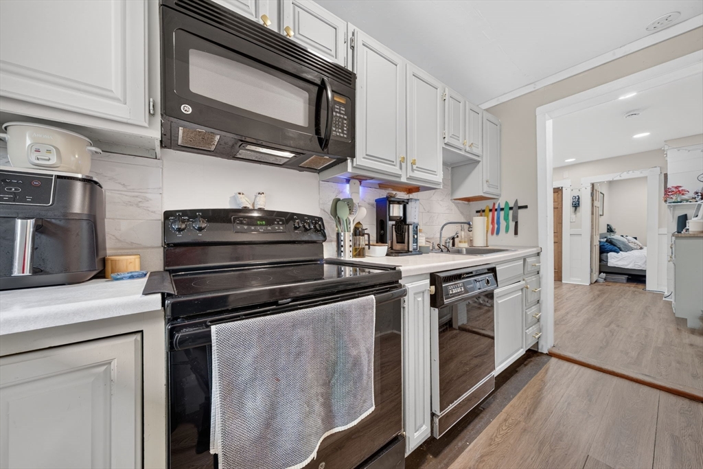 16 Svenson Ave # 1