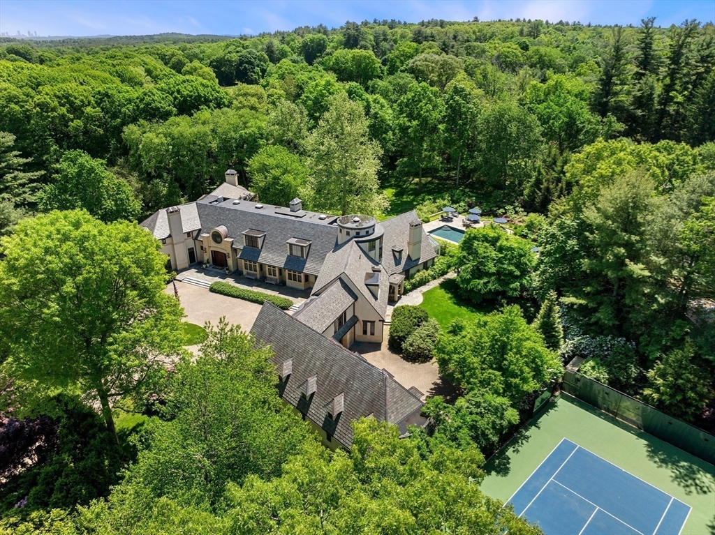 15 Claridge Drive