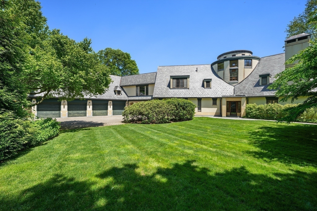 15 Claridge Drive