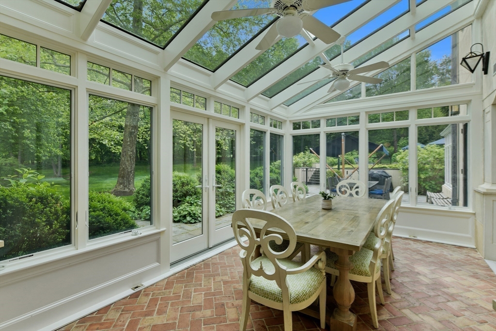 15 Claridge Drive
