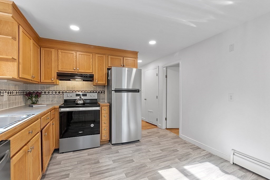7 Sunnyside Ave