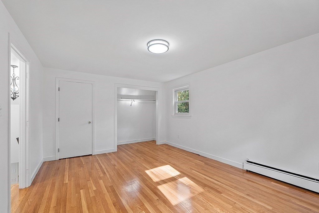 7 Sunnyside Ave