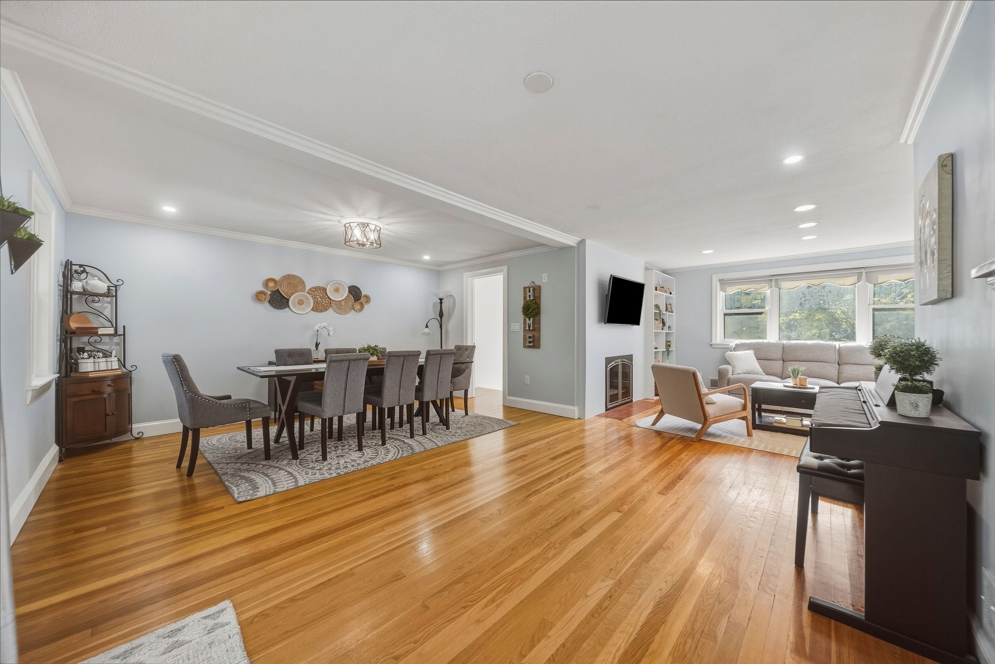 12 Dean Rd