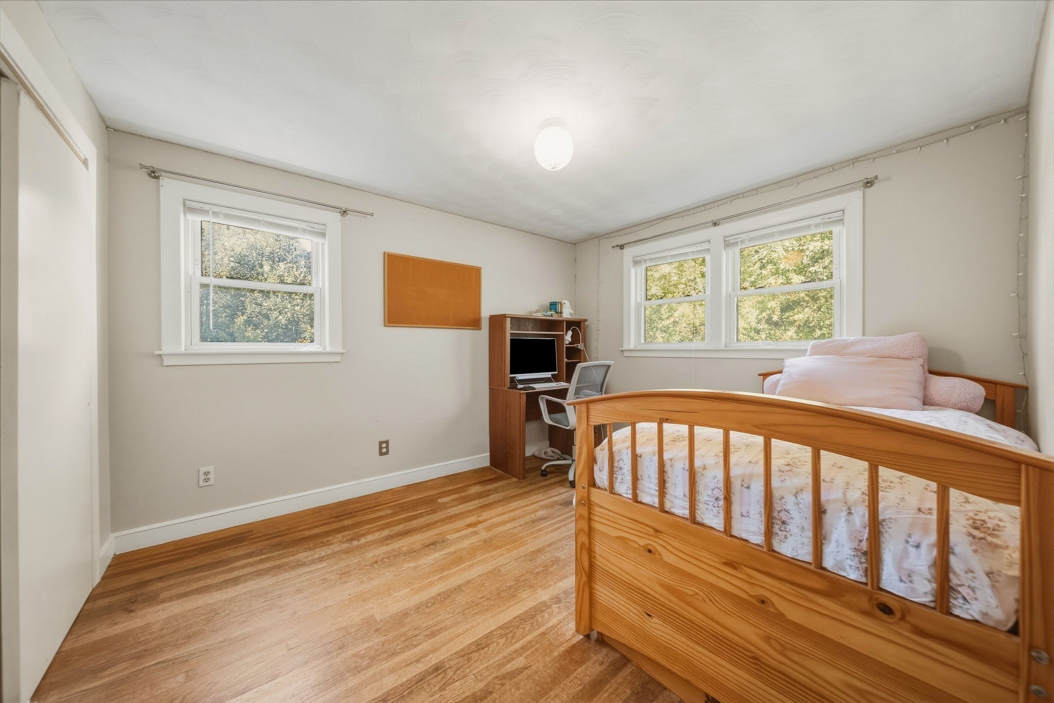 12 Dean Rd