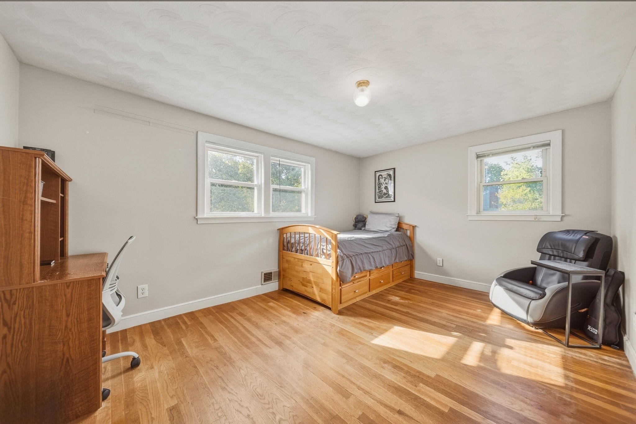 12 Dean Rd