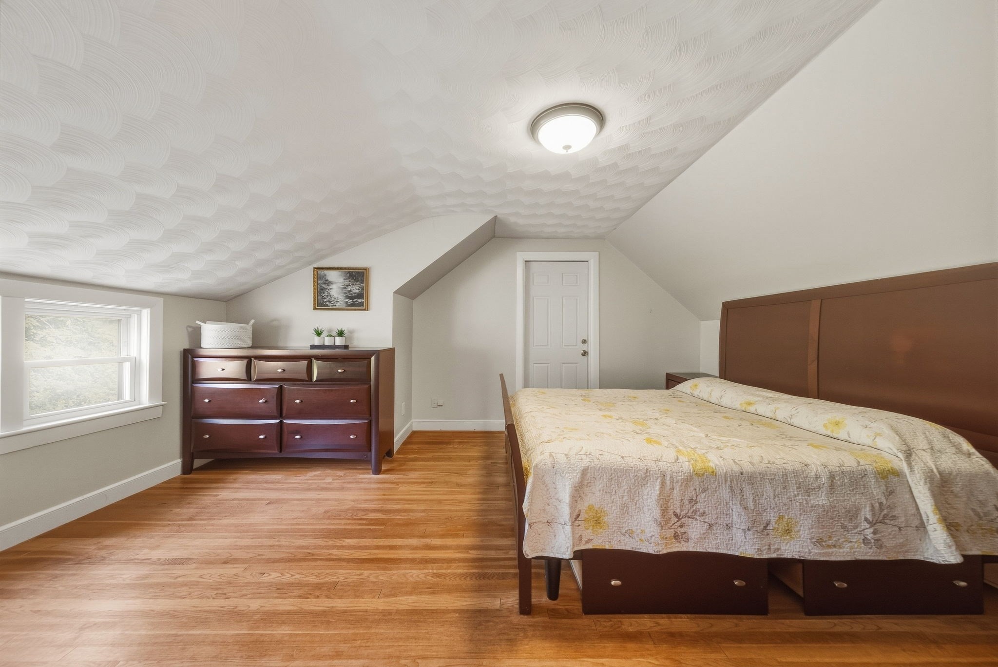 12 Dean Rd