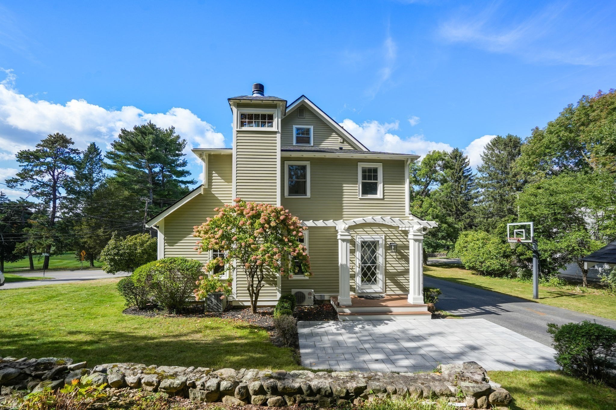 28 Green St