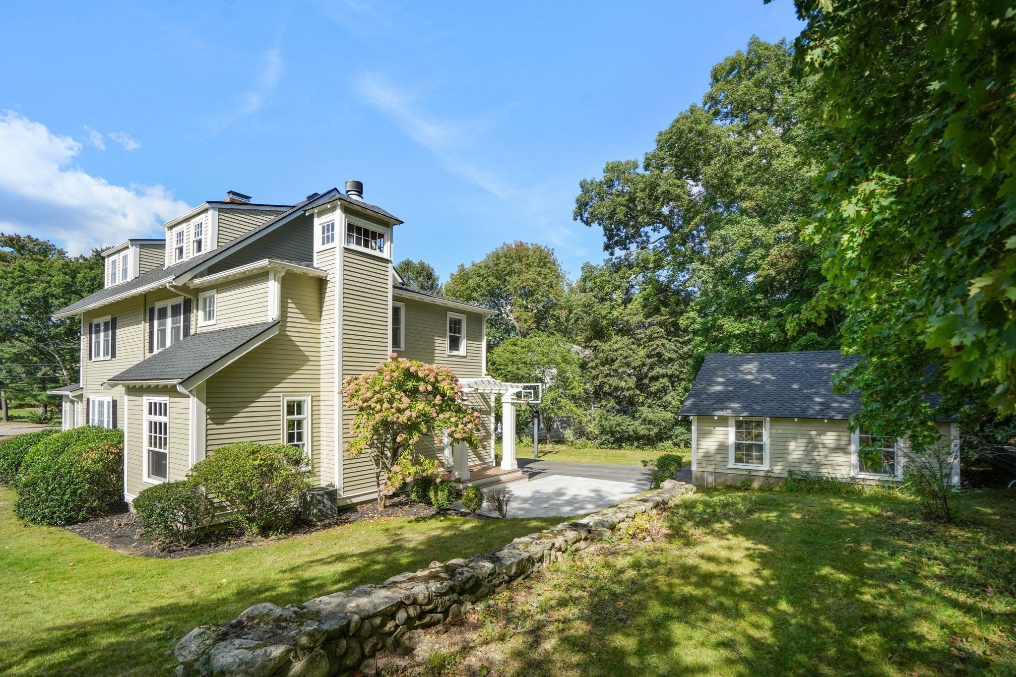 28 Green St