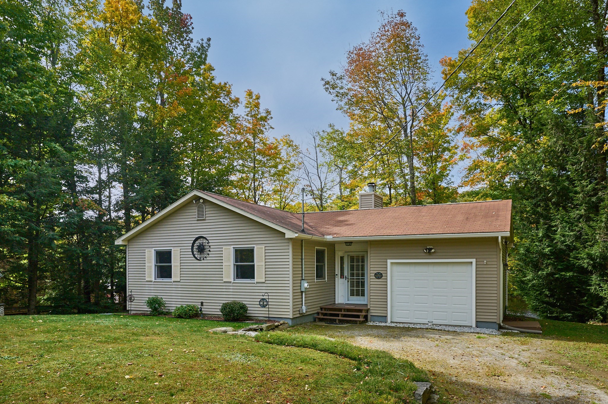 126 Alan A Dale Dr.