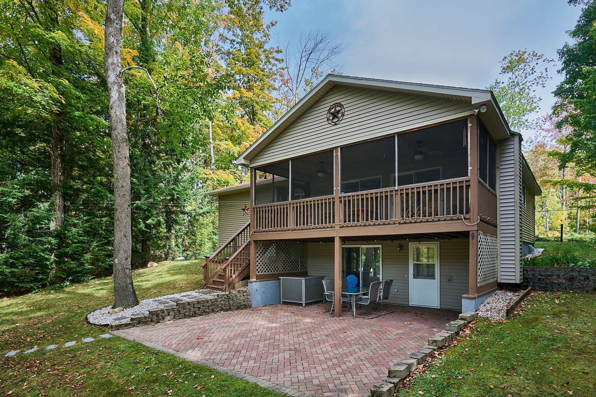 126 Alan A Dale Dr.