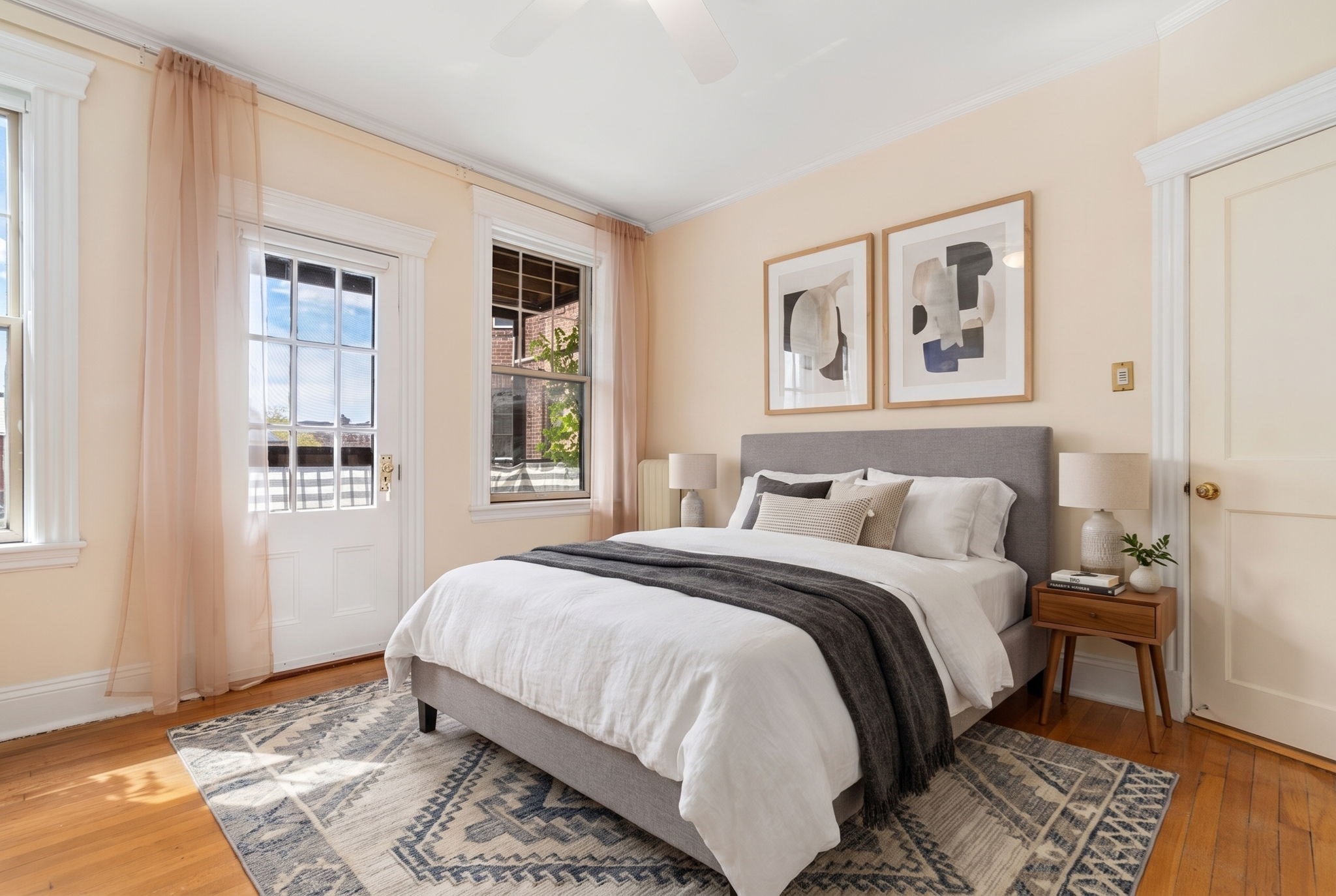 72 Strathmore # 7B