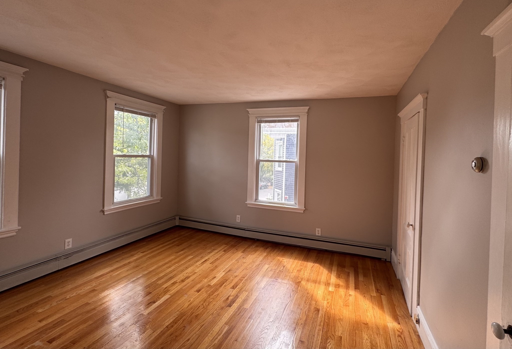 17 Farragut Avenue # 2