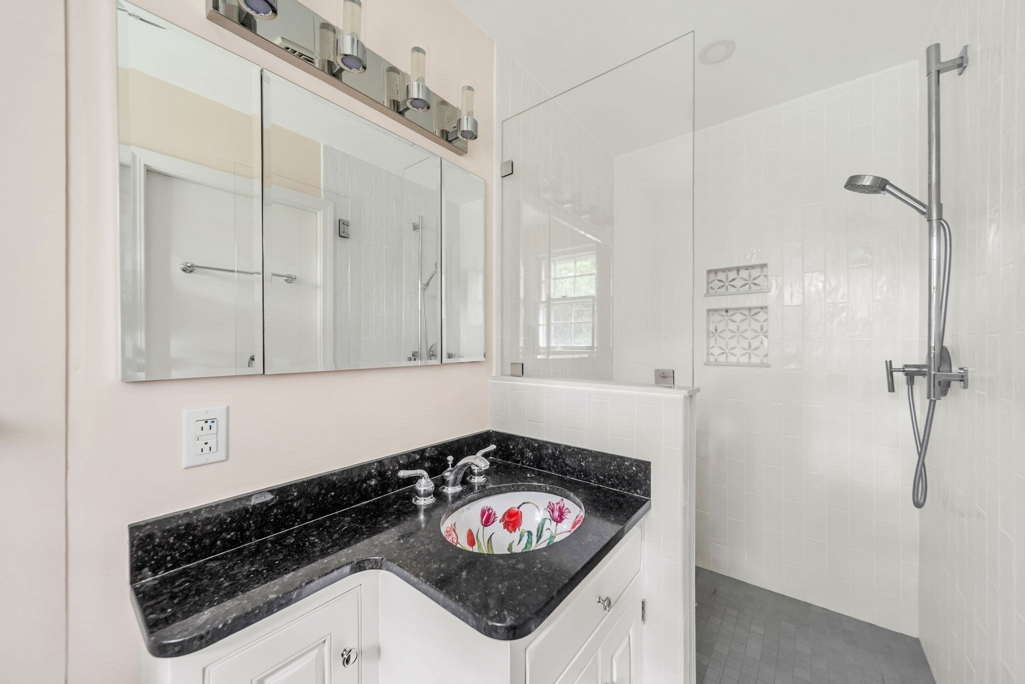 44 Pequot Rd