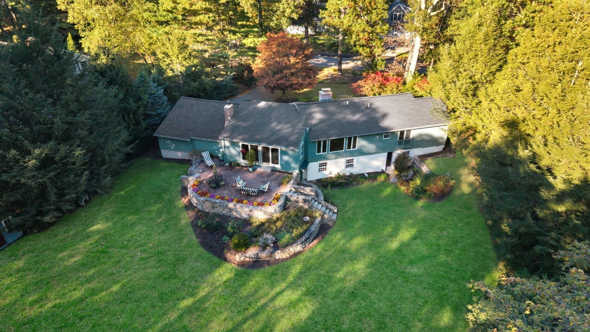44 Pequot Rd