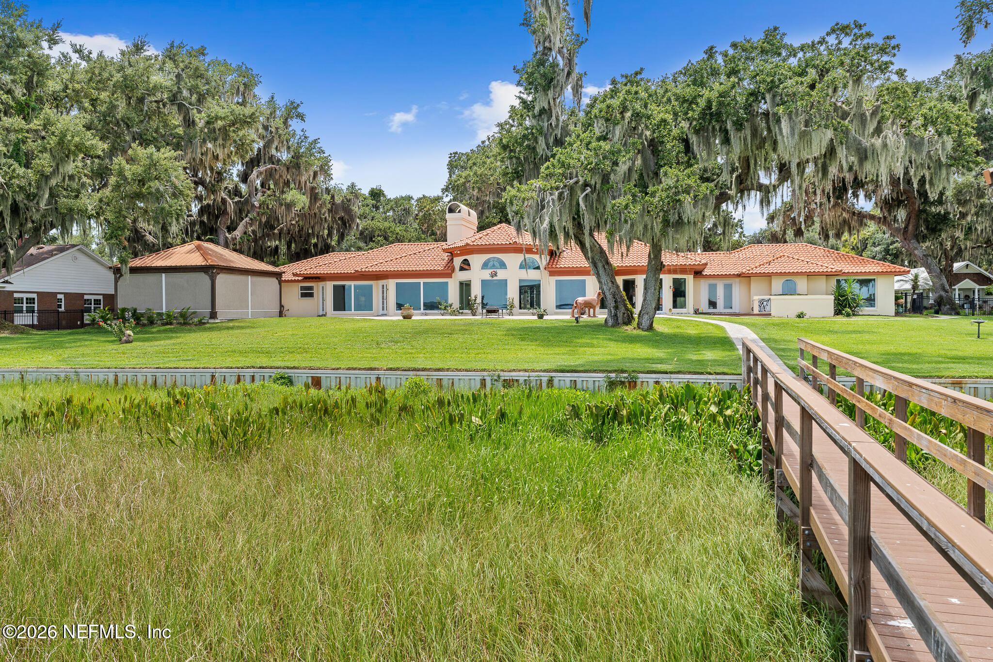 1412 MOSSWOOD Drive