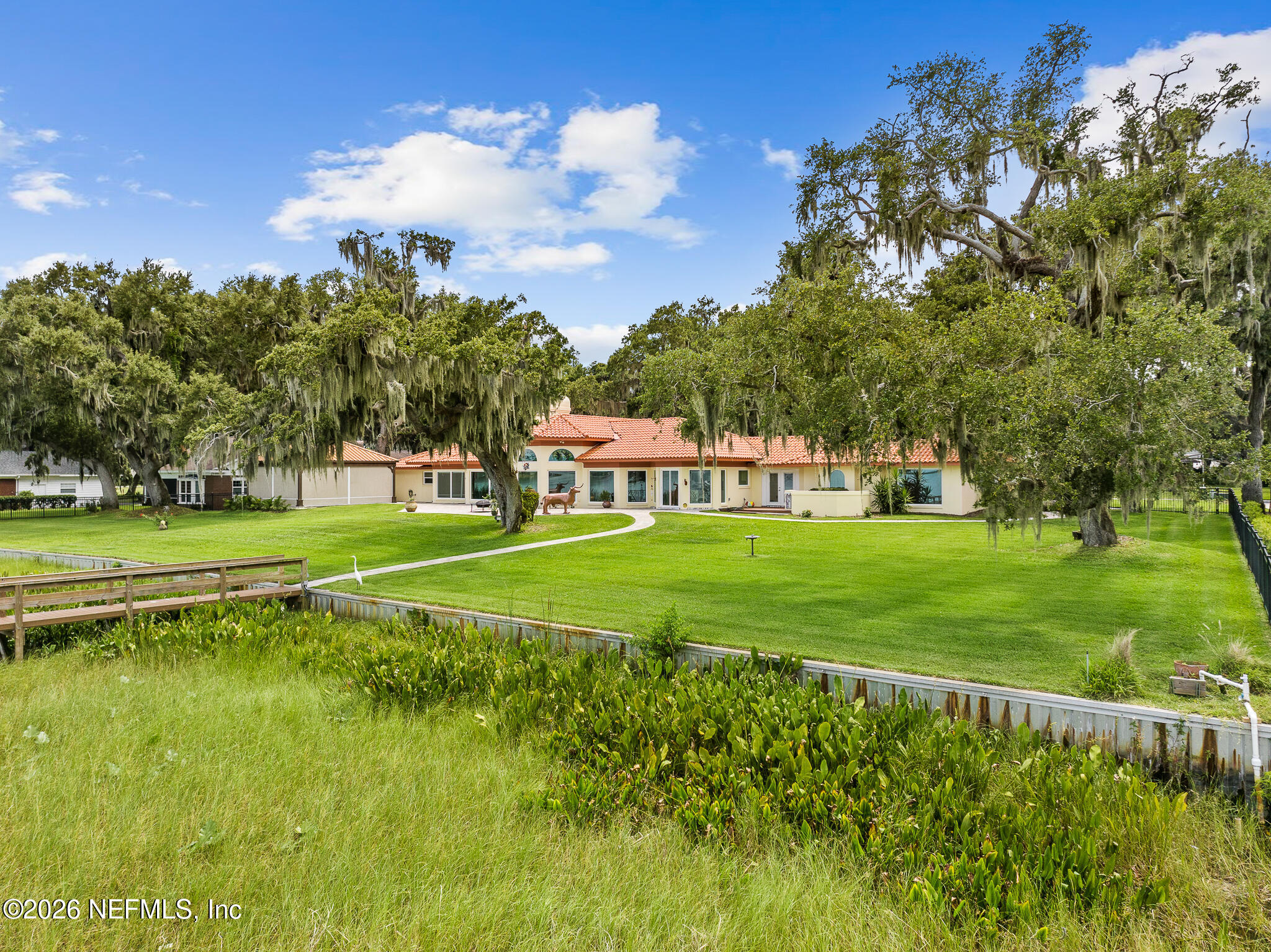 1412 MOSSWOOD Drive