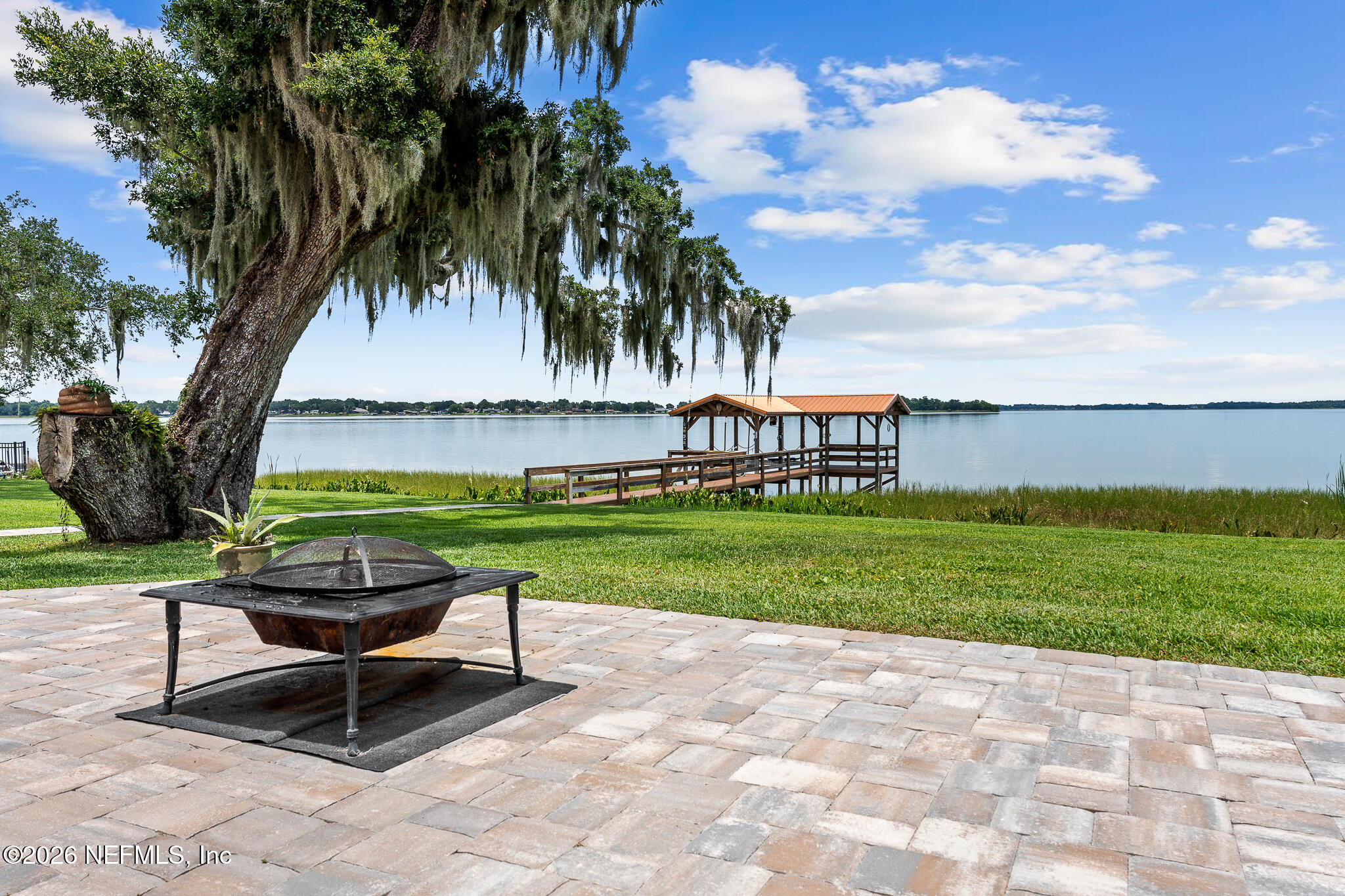 1412 MOSSWOOD Drive