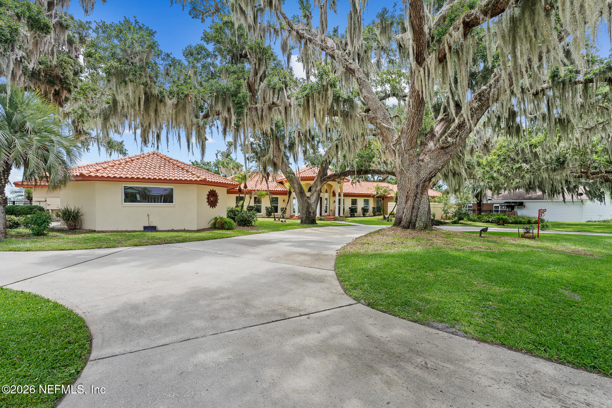 1412 MOSSWOOD Drive