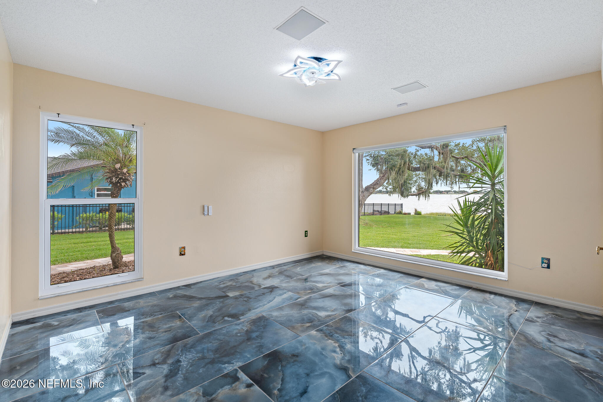 1412 MOSSWOOD Drive